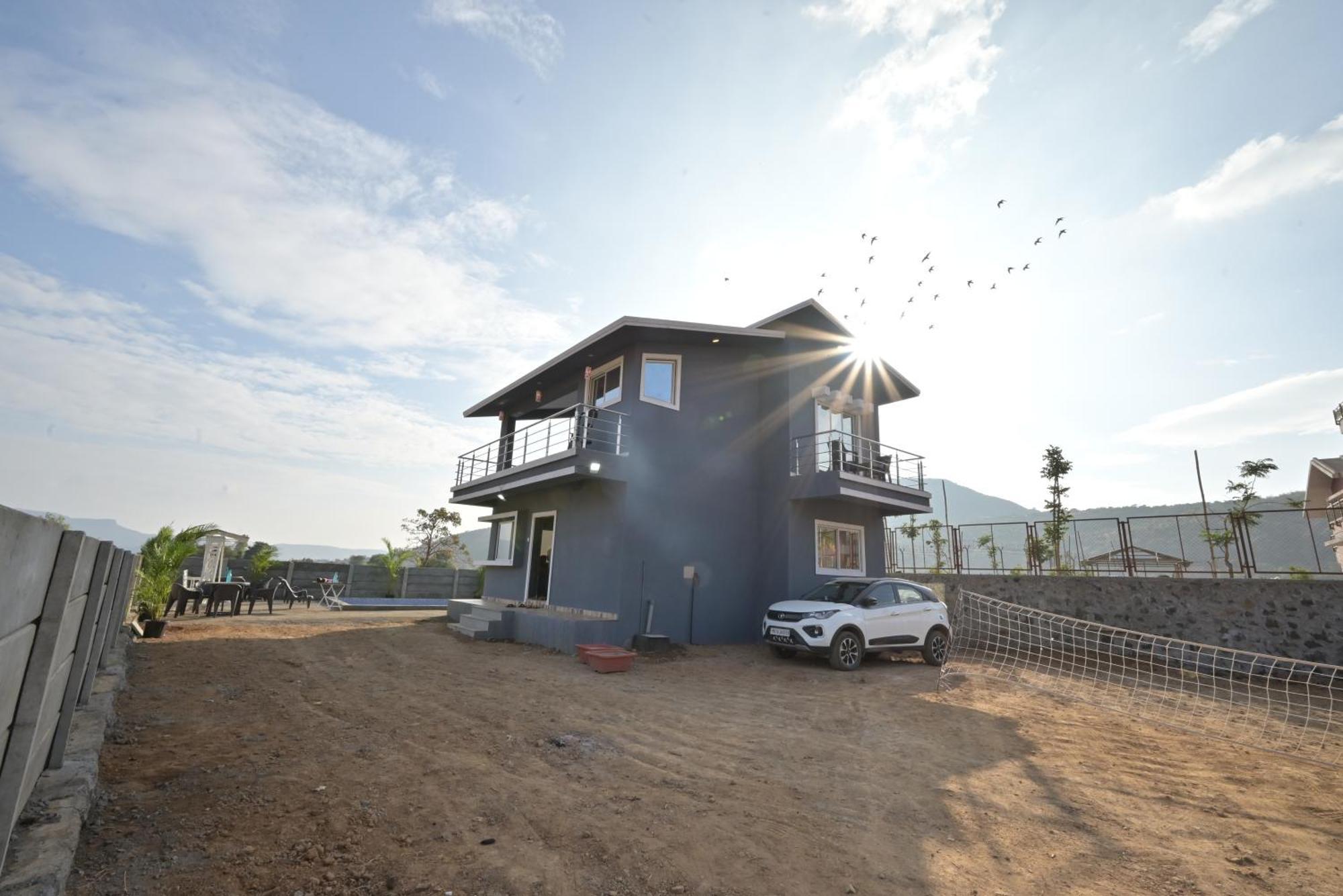 Empyrean Stay II Mirage Villa II Ac II 4Bhk II Largest Pool In Lonavala Li Dış mekan fotoğraf